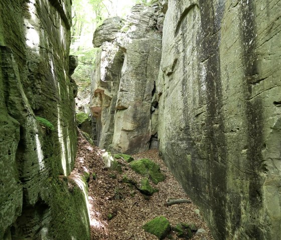 im-teufelsloch-bei-bollendorf, © Elke Wagner, Felsenland Südeifel Tourismus GmbH