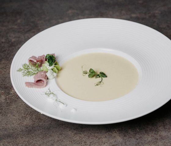 Uschi's legendary mustard soup © Boutique Hotel Genuss