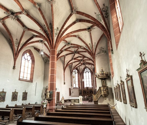 Binnenaanzicht van de parochiekerk, © Eifel Tourismus GmbH / Dominik Ketz