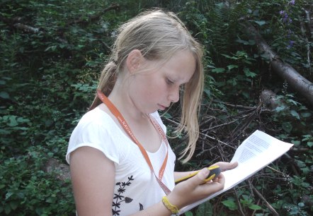 Spannende GPS-Rallye für Kinder im Naturparkzentrum Teufelsschlucht, © Felsenland Südeifel Tourismus GmbH / Elke Wagner