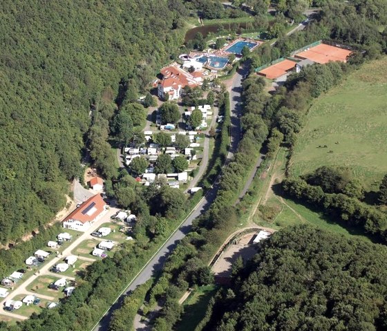 Luftaufnahme Camping In der Enz, © Felsenland Südeifel Tourismus