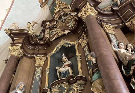 Innenansicht Wallfahrtskirche Weidingen, © Felsenland Südeifel Tourismus GmbH, AC Krebs