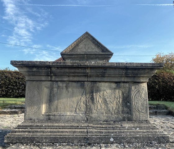 Ernzen dedication monument, © Felsenland Südeifel Tourismus GmbH, AC Krebs