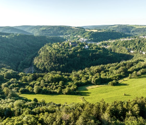 Blick auf die Kyll-Schleife rund um Kyllburg, © Eifel Tourismus GmbH, Dominik Ketz