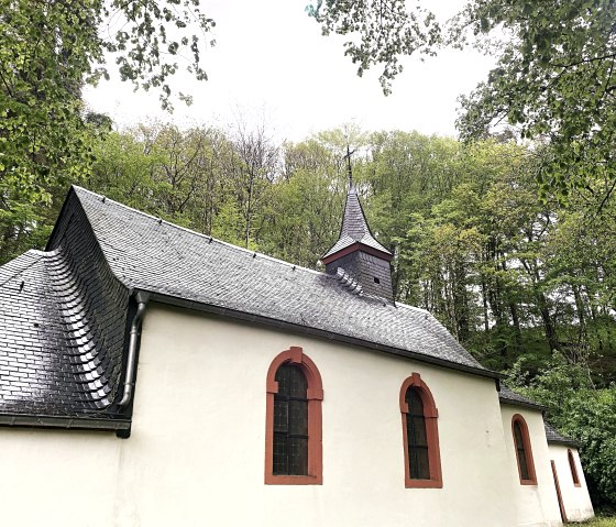 Kreuzkapelle, © Felsenland Südeifel Tourismus GmbH / Anna Carina Krebs