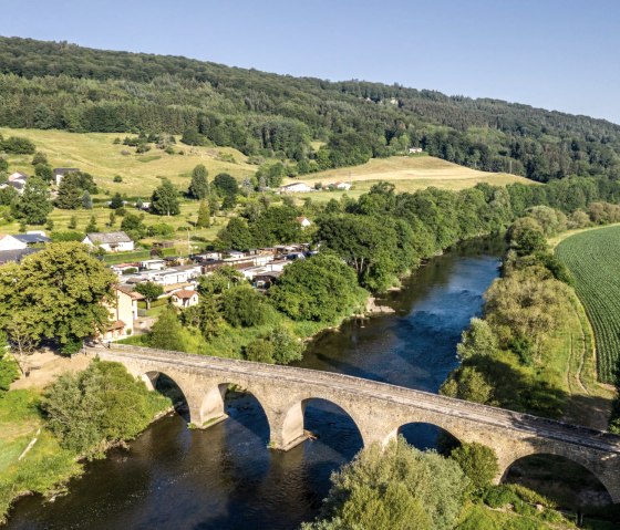 Blick auf den Ort Dillingerbrück am Felsenweg 2, © Eifel Tourismus GmbH, D. Ketz