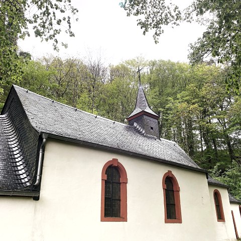 Kreuzkapelle, © Felsenland Südeifel Tourismus GmbH / Anna Carina Krebs