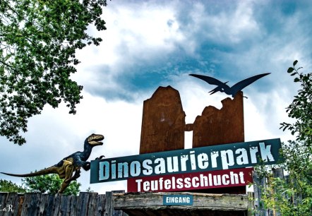 Eingangsbereich Dinosaurierpark Teufelsschlucht, © Dinosaurierpark Teufelsschlucht